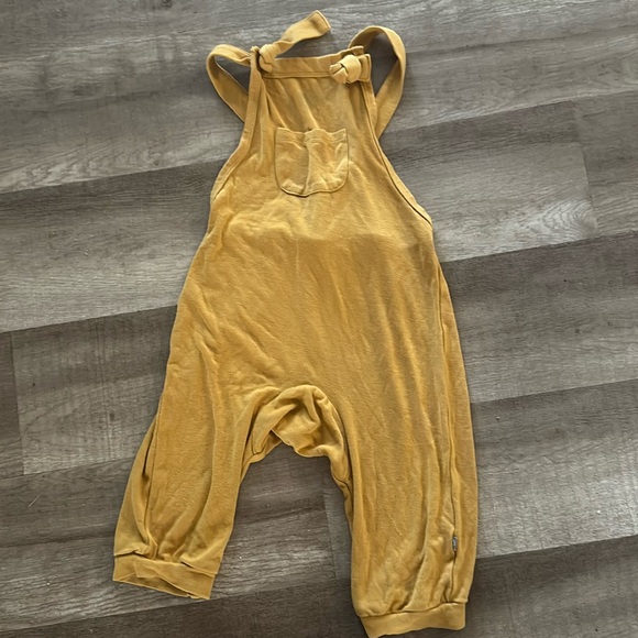 Kyte BABY Other - Yellow Kyte Baby overalls